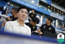 윤정환 인천 감독 "레안드로, 빨리 몸부터 만들어야... 출전 시간 점차 늘릴 것" [인천 현장]