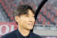 '전북전 5경기 3승, 또 무패' 이영민 감독 "강한 이유? 처절하게, 혼신을 다해 뛰었다" [부천 현장]