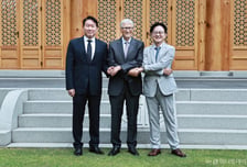'한미 SMR 동맹' 최태원과 빌 게이츠…AI 시대 '믿을 파트너'