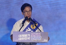 [프로필]"민주당 적자가 돌아왔다"…총리 이어 당대표 김민석은 누구?