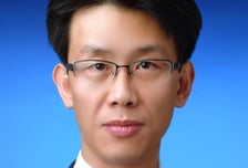 바다와 나비와 등대[투데이窓/김중식]