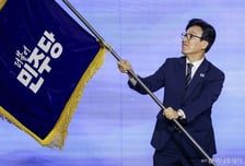 '54% 득표' 김민석, 민주 새 당대표
