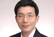 [광화문]mRNA 백신 자급화...국민 지킬 '방패' 갖춰야