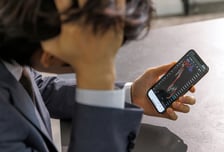 "추천 주식 사서 수천 날렸는데…상사만 익절, 서운" 직장인 뭇매