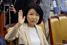과방위, 이진숙 '5·18 토론회' 충돌에 파행…李 "중대범죄 저질렀나"