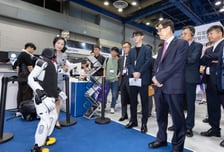 AI 기술기업 한자리에..'AI 서밋 서울 &amp; 엑스포 2026' 개막