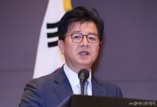 성기홍 靑 홍보수석 "용산공원 '아파트 숲' 만들기 아냐…자투리 활용"