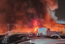 인천 중고차수출단지 화재로 58대 소실…2시간 만에 진화