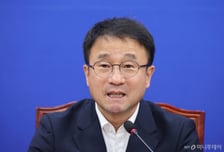 한병도 "미래 세대 주택공급 최우선...용산 보는 기준, '청년'이어야"