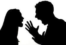 "이게 경찰 부를 일?" 남자화장실 쓴 여성 토로에…"반대면?" 역풍