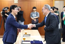 부산시-팬스타 국내 첫 북극항로 컨테이너선 시범운항