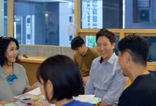"토스 단말기, 쓸만 한가요?"… 바쁜 사장님 직접 찾아 의견 들어