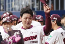 2004년 암흑기부터 1000만 관중 시대까지→'국민 거포' 박병호가 후배들에게 남긴 '믿음과 타격의 본질' [창간22 인터뷰②]