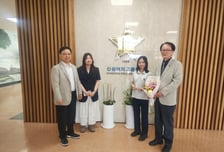 한라산 오르다 '심정지' 40대 관광객...여고생이 살렸다