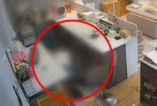 떡집 알바女, 남친 불러 애정행각…CCTV 충격에 "장사 못하겠다"