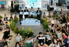 KT·서울시, 초등생 100명에 AI 기술·윤리 교육…민관 협력 확대