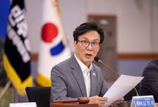 김민석 "1주택자 비거주 사유 폭넓게 인정해야"...강훈식 "의견 반영"