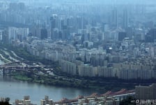 강북 아파트 중간값도 10억 넘었다…외곽 '키 맞추기' 지속
