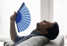 얼굴에 땀 줄줄, 찬물부터 찾았는데…"오히려 역효과"