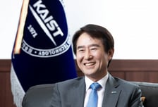 "KAIST 교수 750명 전원 'AI 단과대' 겸임교수 될 것"