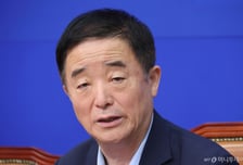 與 '민주연구원' 개편 속도낸다..."집권 전략본부 역할 강화"