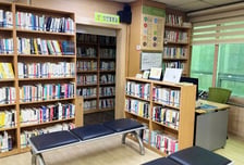 책 안 읽는 대한민국, 작은도서관도 문 닫는다…'2년 연속 감소'
