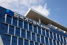 로봇이 가스 맡고 드론이 바다 누빈다…가스공사 통영기지의 변화