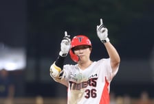 '놀랍다' KIA 이 무슨 운명의 장난이 다 있나, KBO 최초 역사 사나이의 대반란!→이러면 AG 때 KIA만 더욱 강해지나