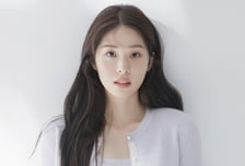 서은수, 안방극장과 스크린 오가며 '대세배우 '등극...김우빈과 '기프트'서 연기호흡