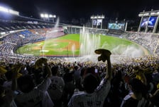 [오피셜] '와' 155G 남기고 벌써 1000만 관중, KBO 역대 최소 경기 '22G 앞당겼다'