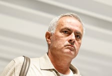 '무려 13년 만에' 무리뉴, 레알 마드리드 홈 복귀전→'음바페 해트트릭쇼' 작렬... 2연승 질주