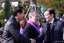 조국 "오세훈, 강남 민원 해결 위해 탄천 제안…김윤덕 끌려가선 안 돼"