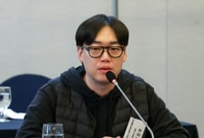 챗GPT 제친 정확도… 1400만 연구자 홀린 K-AI에 '500억 뭉칫돈'