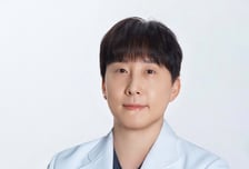 피부 시술, 하나만 할까 섞어 맞을까…의사가 가장 먼저 보는 '이것'