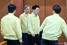 [속보]李대통령, 네팔 홍수에 "국민 생명·안전, 과잉대응은 없다…자원 총동원"