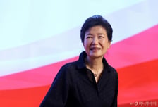 박근혜 "어려울수록 지도부 중심 단결해야…분열만큼 무서운 적 없다"