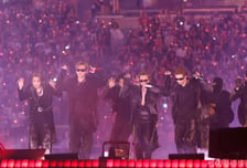 BTS, 8회 공연으로 1415억 벌었다…빌보드 '톱 투어' 2위