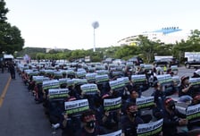 철강 업황 둔화에 노조 부분파업 예고…포스코 경영 부담 가중