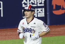[포토] 안민석 '다소곳한 컴백홈'
