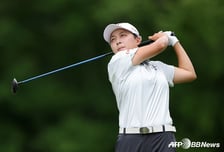 '아쉽다 3승' 김효주, FM 챔피언십서 2타 차 준우승 "1승 더 하는 게 목표"... 中 인뤄닝 우승 [LPGA]