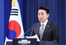 강훈식 비서실장, 조희대 대법원장 부친상 조문 예정