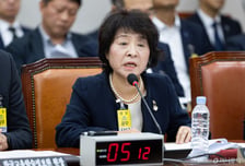 교육부, 박지향 동북아역사재단 이사장 해임 이사회 소집 예고