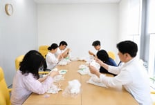 도레이첨단소재, 임직원과 이른둥이를 위한 안전키트 제작 기부