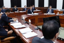 국정원 "북미 간 정상회담 어느 때라도 가능…대화 징후 있어"
