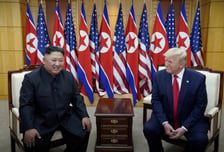 볼턴 "트럼프, 김정은과 평양 회동 원할 것…목적은 '시선분산'"