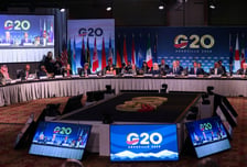 G20 재무장관 회의, 중국 제외 19개국 공동성명…"과잉생산 겨냥"