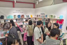 "스트레스 풀릴 듯" 메모지에도 취향 담는다...성수로 간 문구 쇼핑족[리얼로그M]