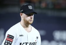 "실투해도 이겨내는 공" 강철 매직이 인정한 대니엘 직구, '150㎞도 안 나오는데' 왜? 제구+릴리스+ [수원 현장]