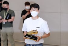 "남은 시간 축구에 집중" 손흥민 패션 브랜드 'NOS7' 사업 접는다