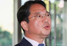 김승원·용혜인 파상공세 퍼붓는 野..."하나라도 낙마시 李정부 부담"